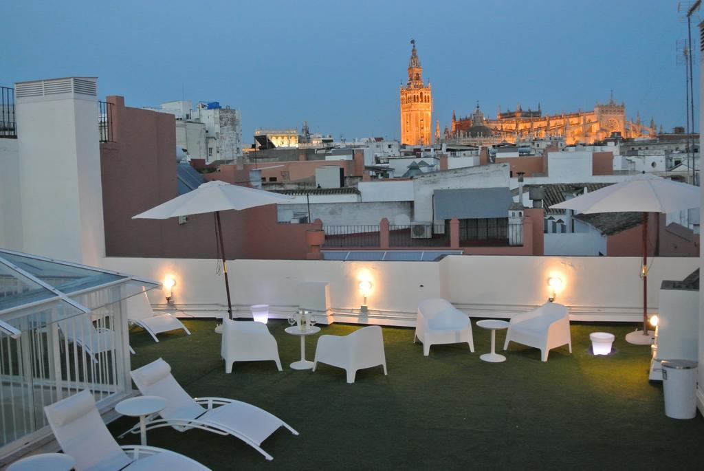 Suites Sevilla Plaza Zewnętrze zdjęcie
