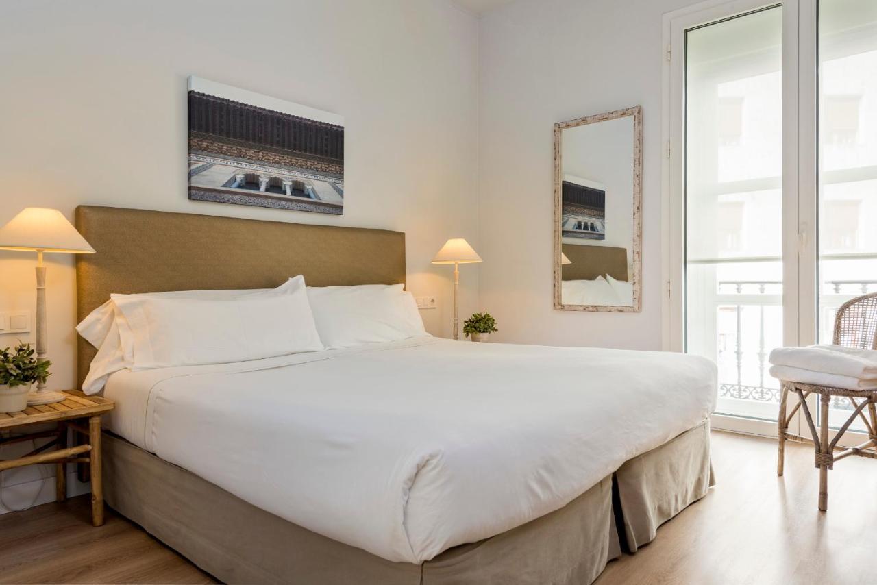 Suites Sevilla Plaza Zewnętrze zdjęcie